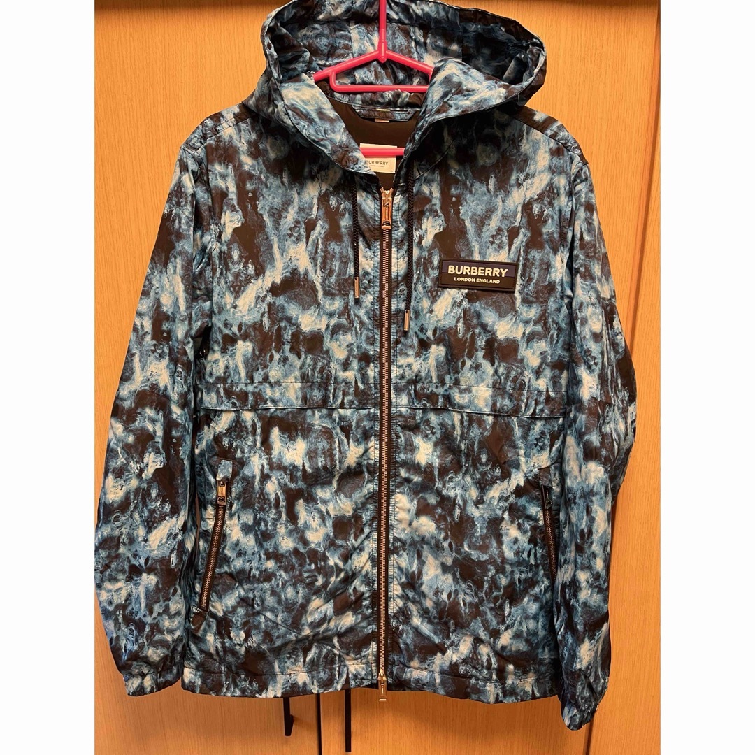 BURBERRY - 正規 22SS BURBERRY バーバリー ナイロン フーディー BURBERRY - 正規 22SS BURBERRY バーバリー ナイロン フーディー