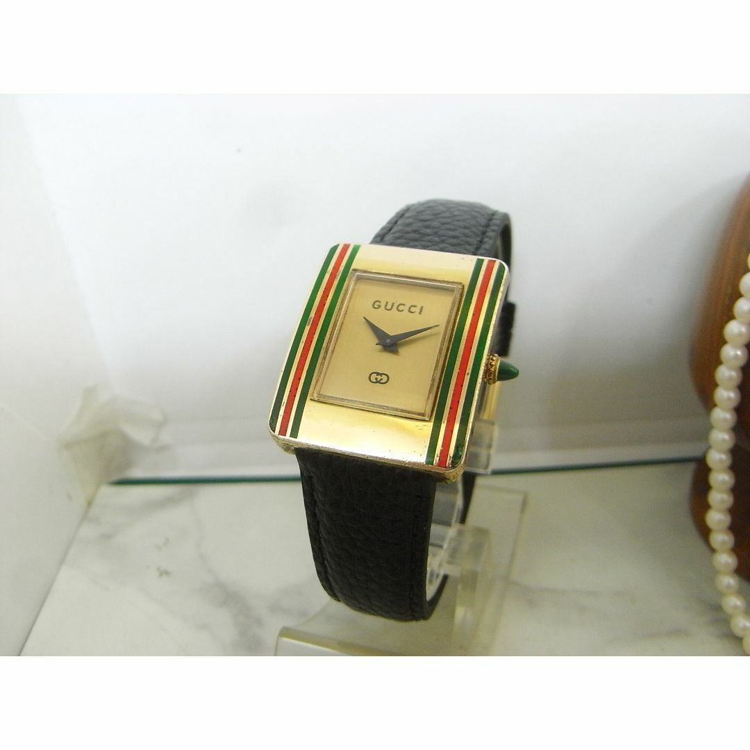 GUCCI - 美品 ヴィンテージ グッチ GUCCI シルバー925 手巻き GUCCI - 美品 ヴィンテージ グッチ GUCCI シルバー925 手巻き