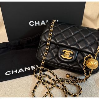 CHANEL - 【入手困難】希少 CHANEL ココボール付ミニマトラッセ CHANEL - 【入手困難】希少 CHANEL ココボール付ミニマトラッセ
