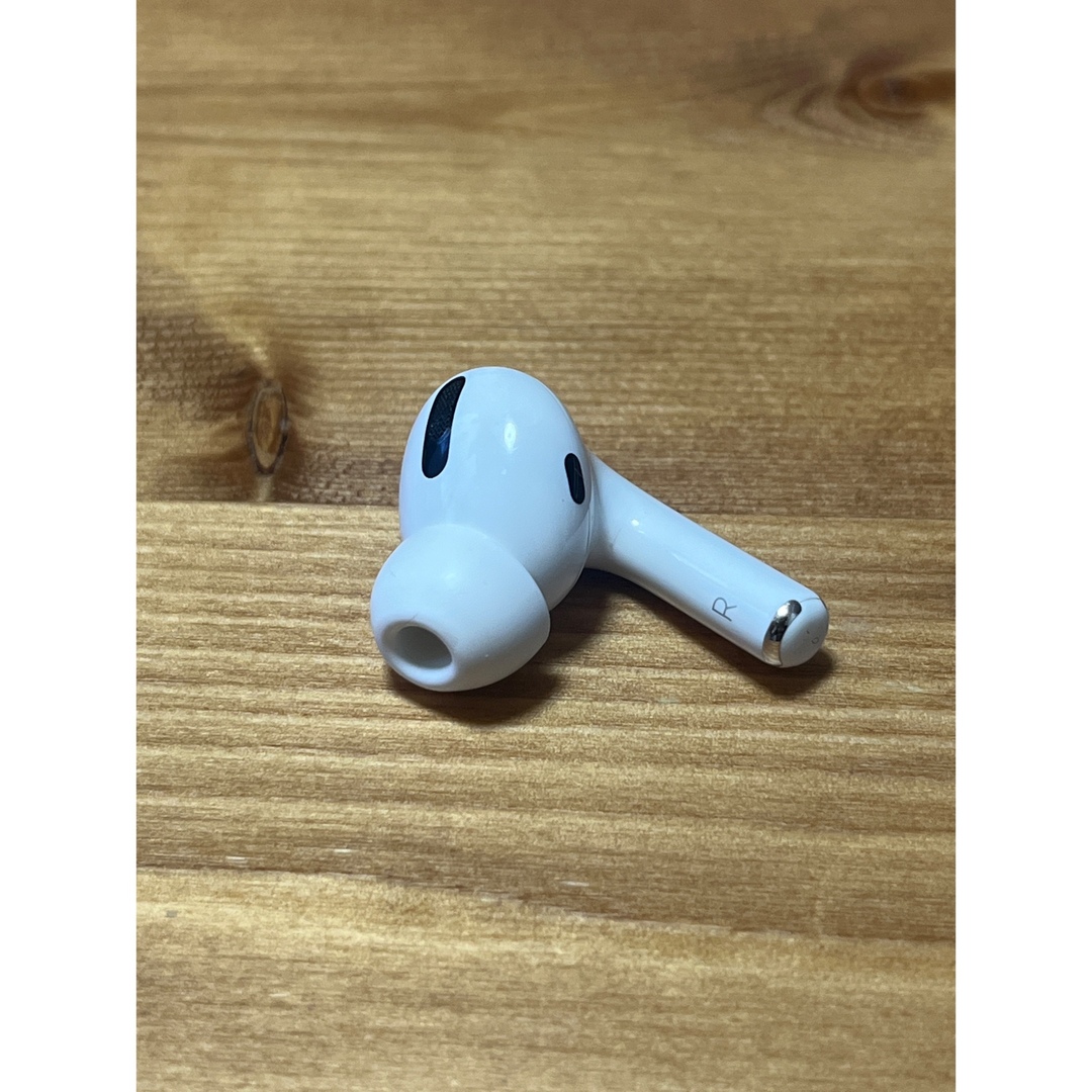 air pods pro A2084 右耳のみの通販 by H4DS|ラクマ air pods pro A2084 右耳のみの通販 by H4DS|ラクマ