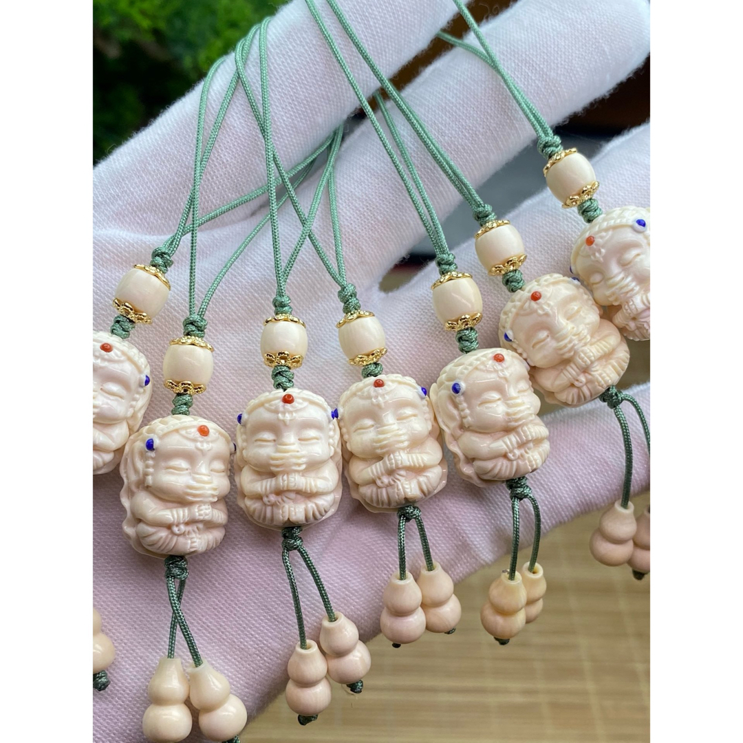 天然マンモス牙美しい手作り彫刻 象の赤ちゃん キーホルダー 天然マンモス牙美しい手作り彫刻 象の赤ちゃん キーホルダー