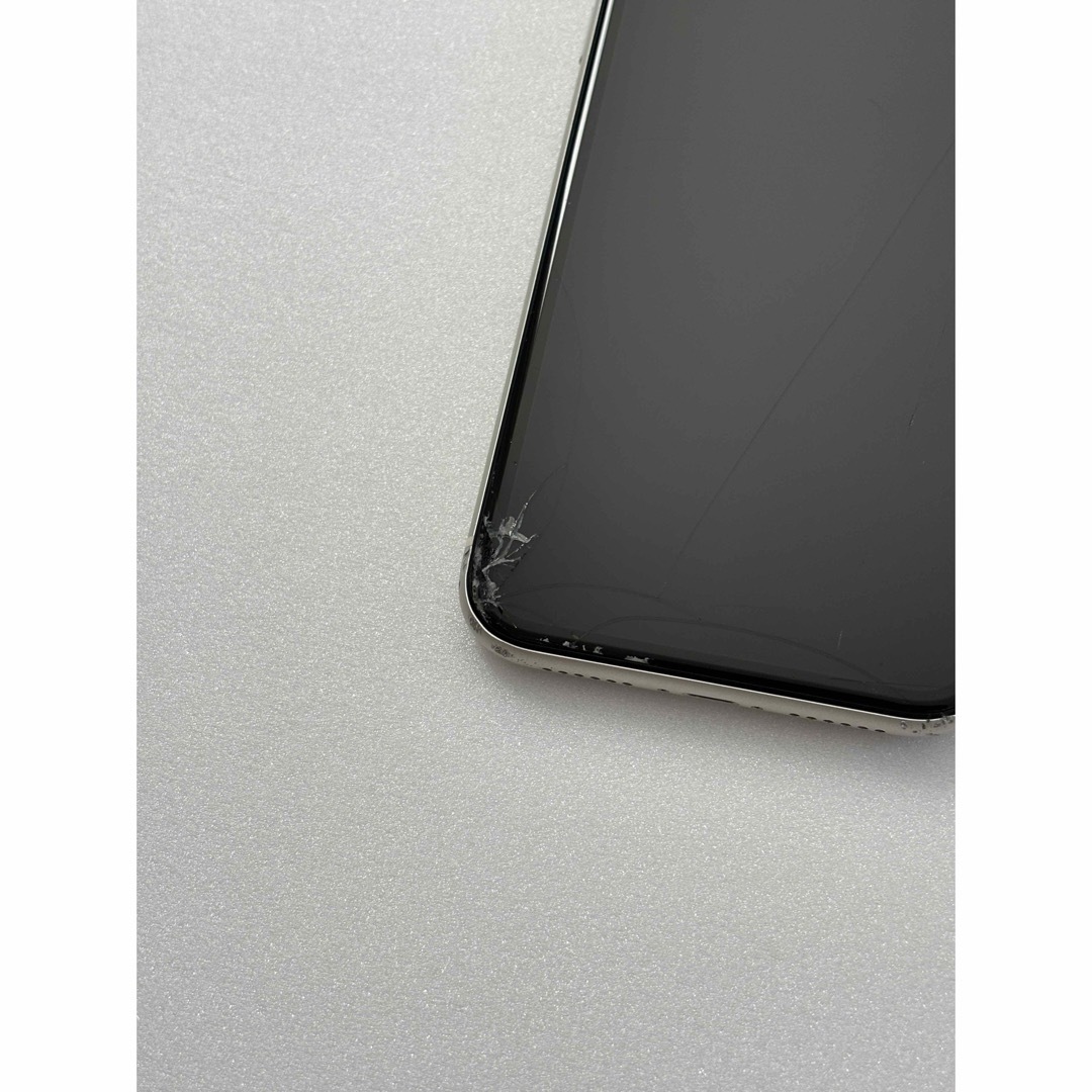 iPhone 11 ホワイト 128GB (SIMフリー) iPhone 11 ホワイト 128GB (SIMフリー)