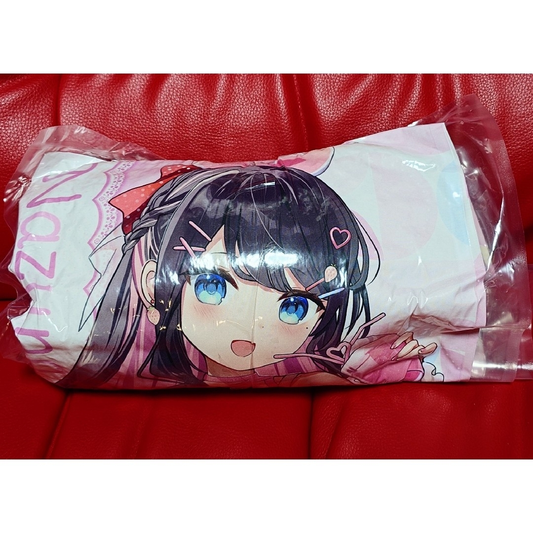 ぶいすぽっ! ビッグクッション 花芽なずな なずな GIGO クッション エンタメ/ホビーのおもちゃ/ぬいぐるみ(キャラクターグッズ)の商品写真