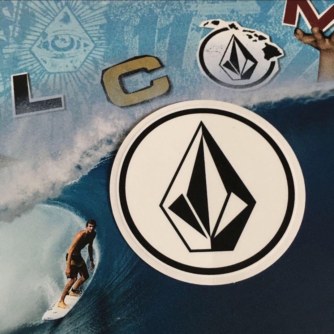 volcom(ボルコム)のVOLCOMボルコムUSA限定 非売品激レアリムストーンアイコンステッカー1点物 メンズのファッション小物(その他)の商品写真