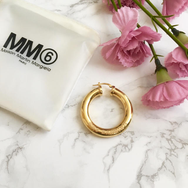 MM6 - MM⑥ フープピアスの通販 by fashionista♡|エムエム MM6 - MM⑥ フープピアスの通販 by fashionista♡|エムエム
