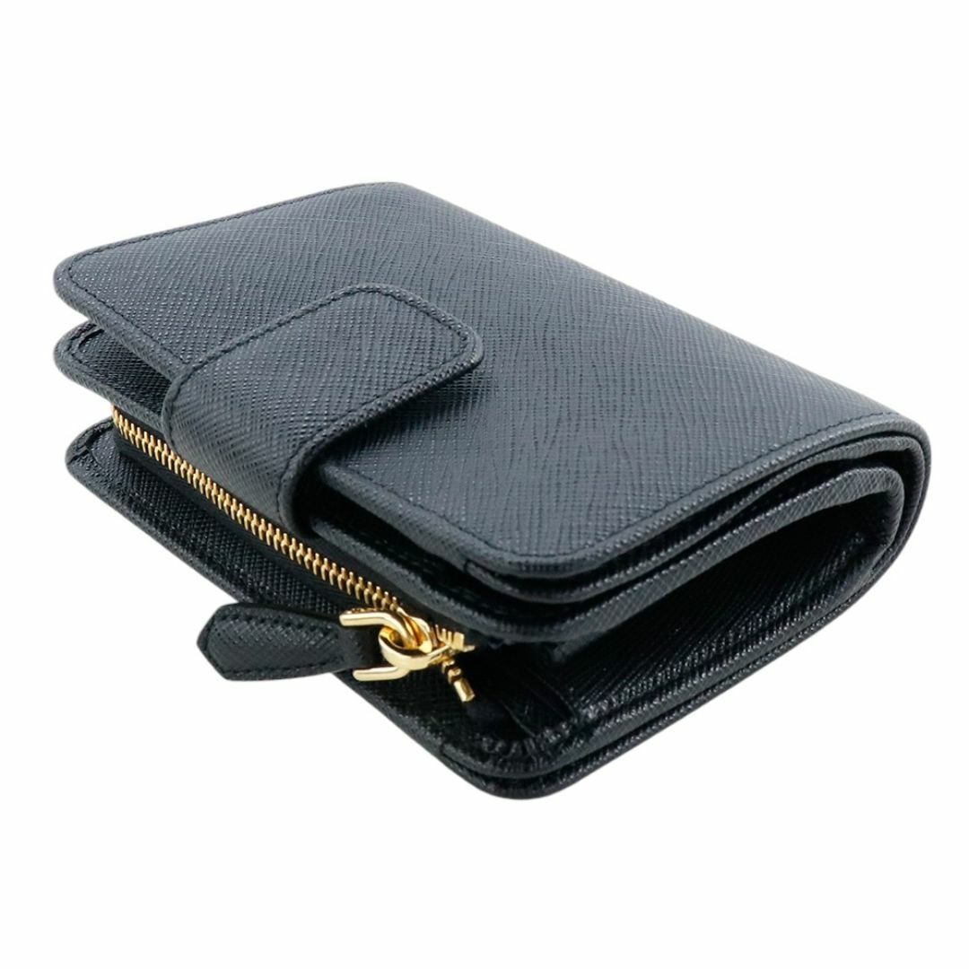 PRADA - プラダ 財布 二つ折り フラップ サフィアーノ メタル PRADA - プラダ 財布 二つ折り フラップ サフィアーノ メタル