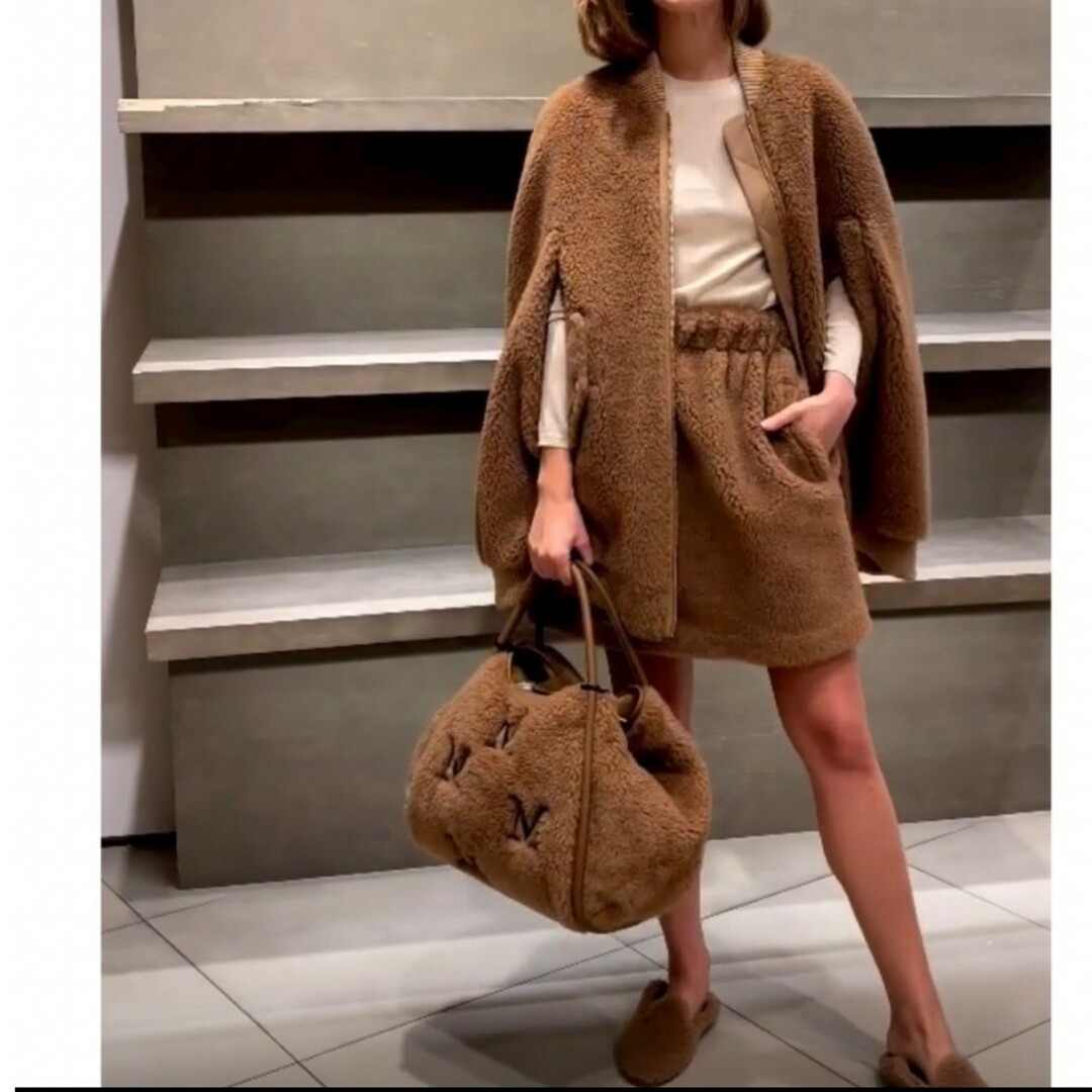MaxMara 取り扱い 【JUGLAS】テディベア ケープ キャメル MaxMara 取り扱い 【JUGLAS】テディベア ケープ キャメル