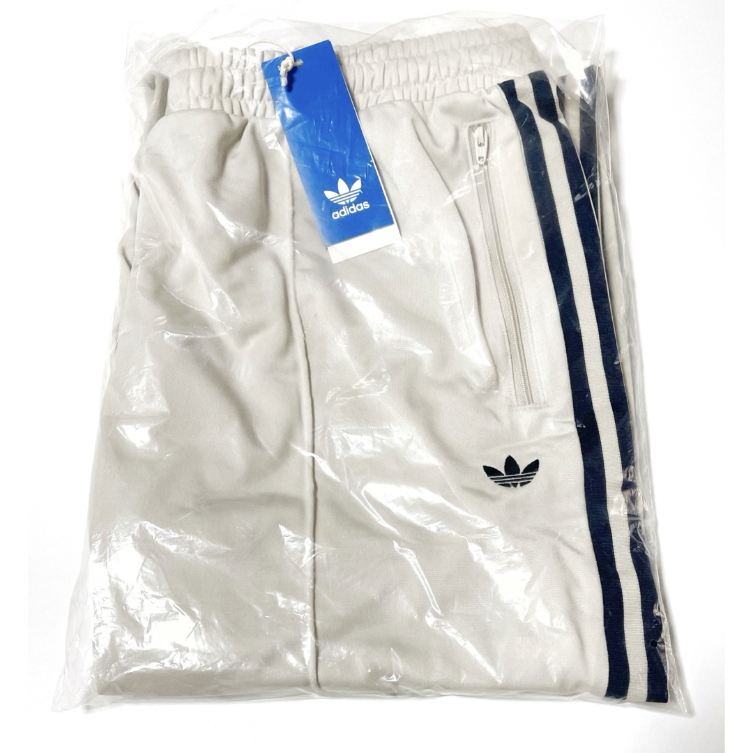 adidas - 2XL新品あのちゃん着用同型同色クリアブラウンadidas adidas - 2XL新品あのちゃん着用同型同色クリアブラウンadidas