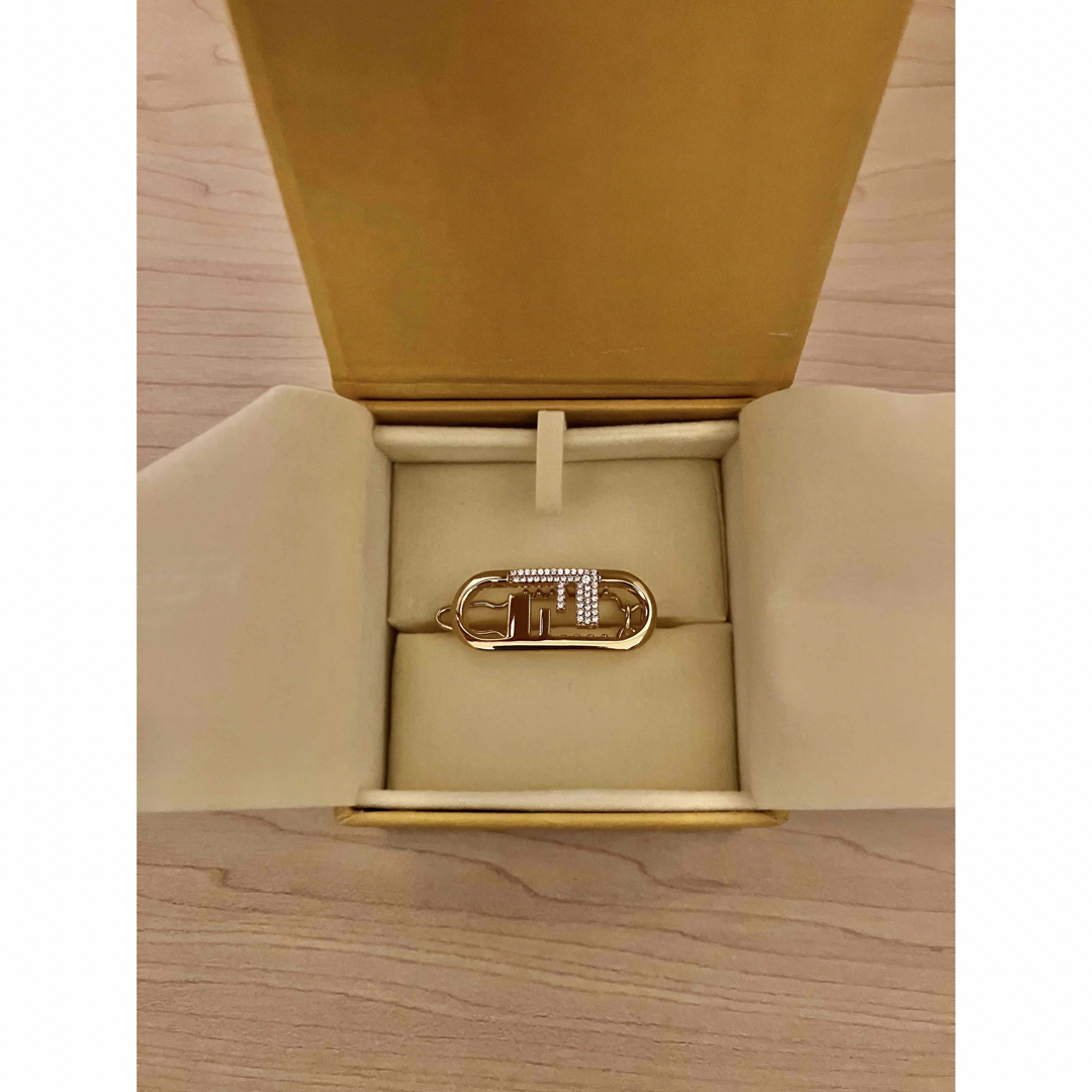 FENDI⭐︎オーロックヘアクリップ(新品) FENDI⭐︎オーロックヘアクリップ(新品)