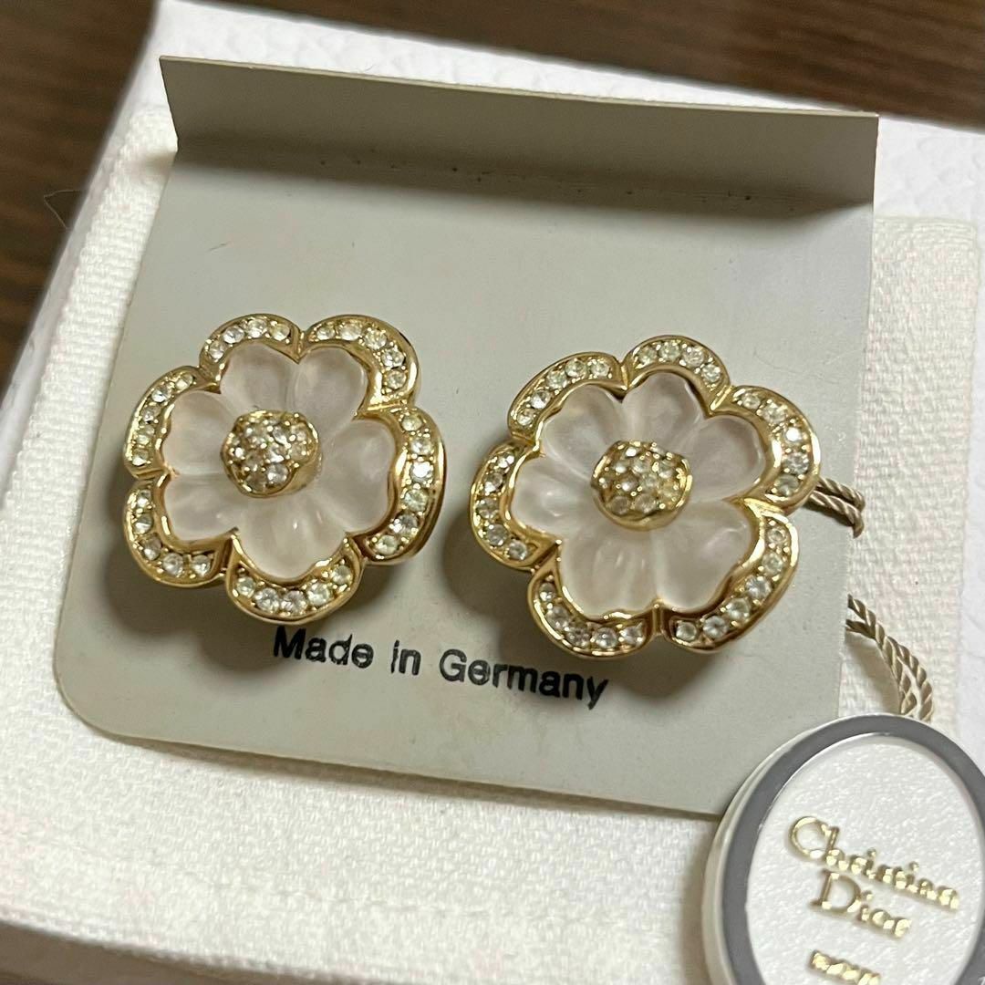 タグ付き♡新品未使用♡セルフォード♡ラインフラワープリント タグ付き♡新品未使用♡セルフォード♡ラインフラワープリント