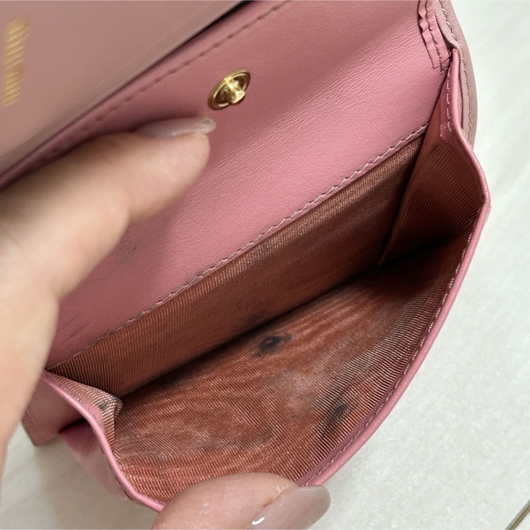 MIU MIU - 美品❁miumiu マドラス 二つ折りミニ財布 リボン MIU MIU - 美品❁miumiu マドラス 二つ折りミニ財布 リボン