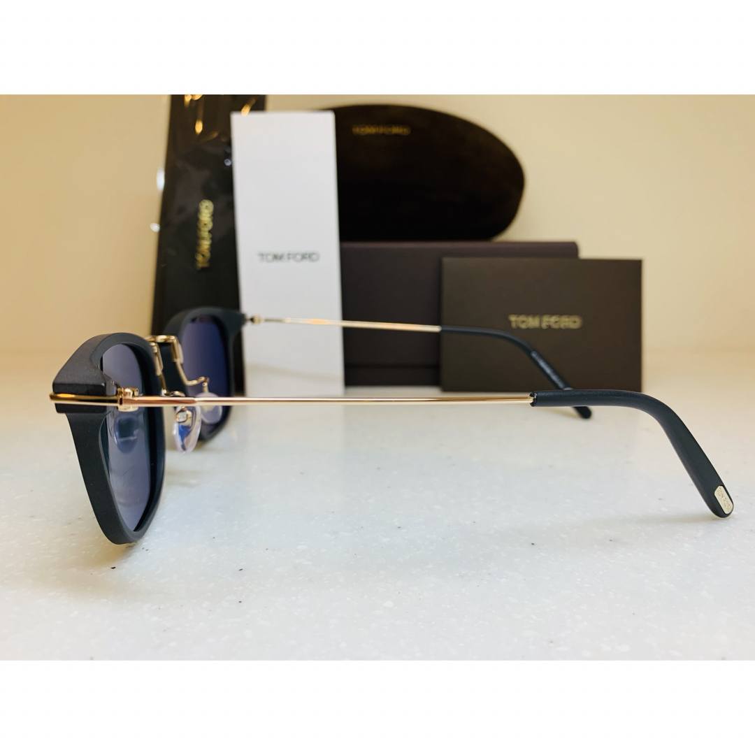 入手困難レア朝倉未来さん着用 TOMFORD TF0672 02N サングラス 入手困難レア朝倉未来さん着用 TOMFORD TF0672 02N サングラス