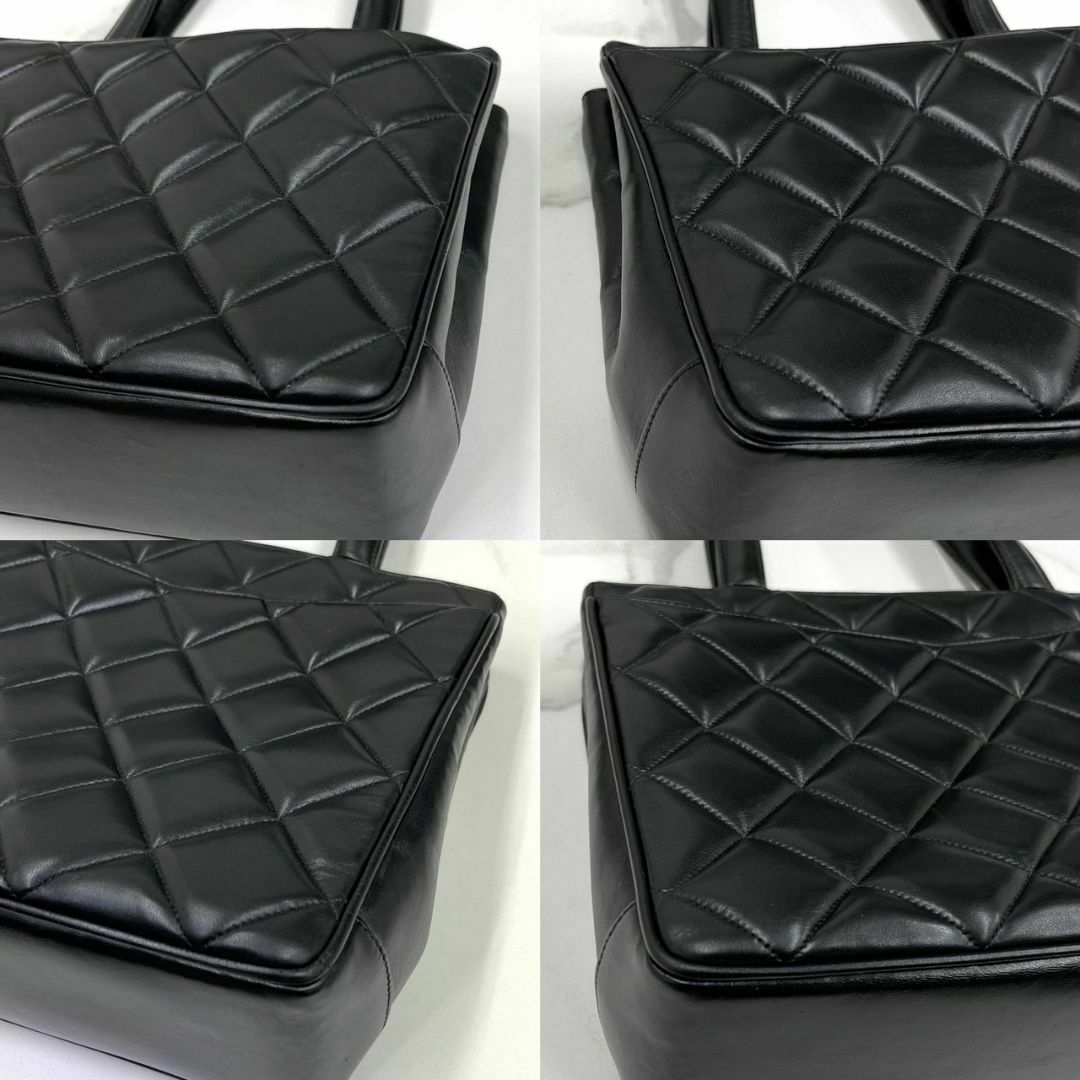 CHANEL - 美品☆ シャネル マトラッセ ラムスキン 黒 CHANEL - 美品☆ シャネル マトラッセ ラムスキン 黒