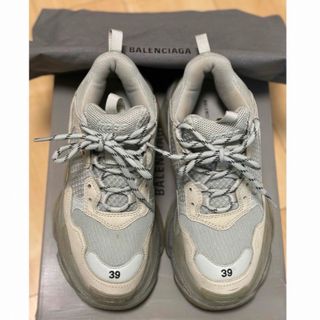 BALENCIAGA(スニーカー)のフリマアイテム一覧 BALENCIAGA(スニーカー)のフリマアイテム一覧
