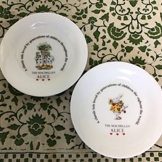 ふしぎの国のアリス(食器)のフリマアイテム一覧 ふしぎの国のアリス(食器)のフリマアイテム一覧