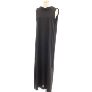 イッセイミヤケ(ISSEY MIYAKE)の【中古】イッセイミヤケ ISSEY MIYAKE 2024年春夏 LOOP JERSEY ノースリーブ ロングワンピース ブラック【サイズ表記なし（L位）】【レディース】(ひざ丈ワンピース)