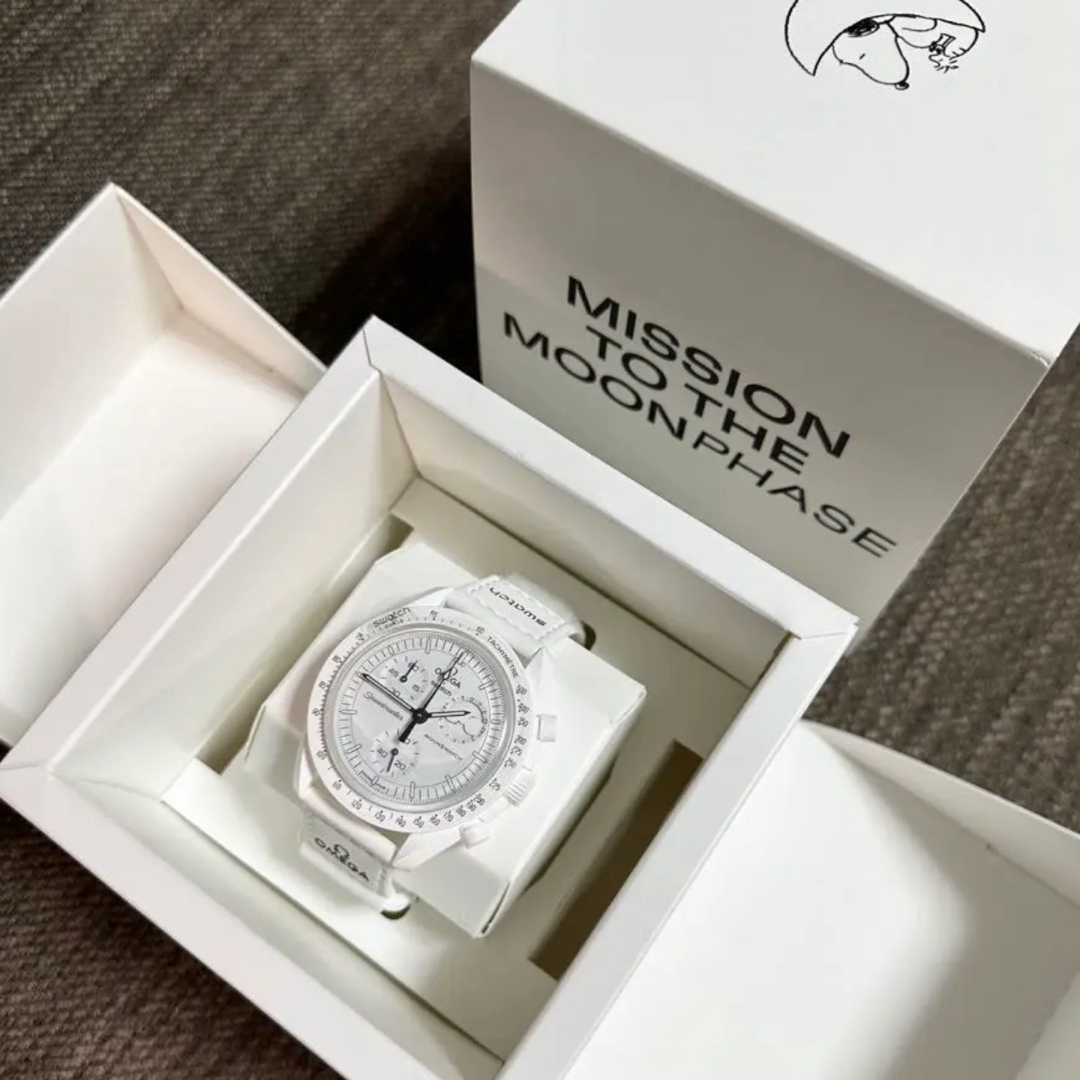 OMEGA - 新品未使用 スウォッチ✖️オメガ スヌーピー 白 ムーン OMEGA - 新品未使用 スウォッチ✖️オメガ スヌーピー 白 ムーン