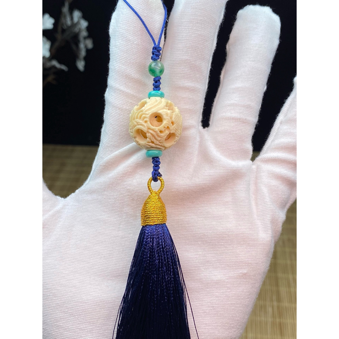 天然マンモス牙美しい手作り彫刻 鬼工球 キーホルダー 天然マンモス牙美しい手作り彫刻 鬼工球 キーホルダー