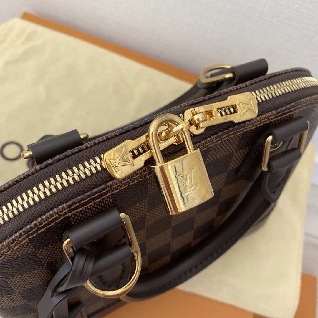 LOUIS VUITTON - 極美品! ☆ヴィトン☆ ダミエ アルマBB LOUIS VUITTON - 極美品! ☆ヴィトン☆ ダミエ アルマBB