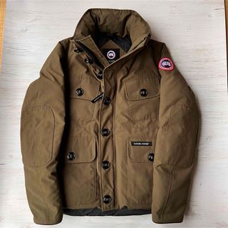 CANADA GOOSE(グリーン・カーキ/緑色系)のフリマアイテム一覧 CANADA GOOSE(グリーン・カーキ/緑色系)のフリマアイテム一覧