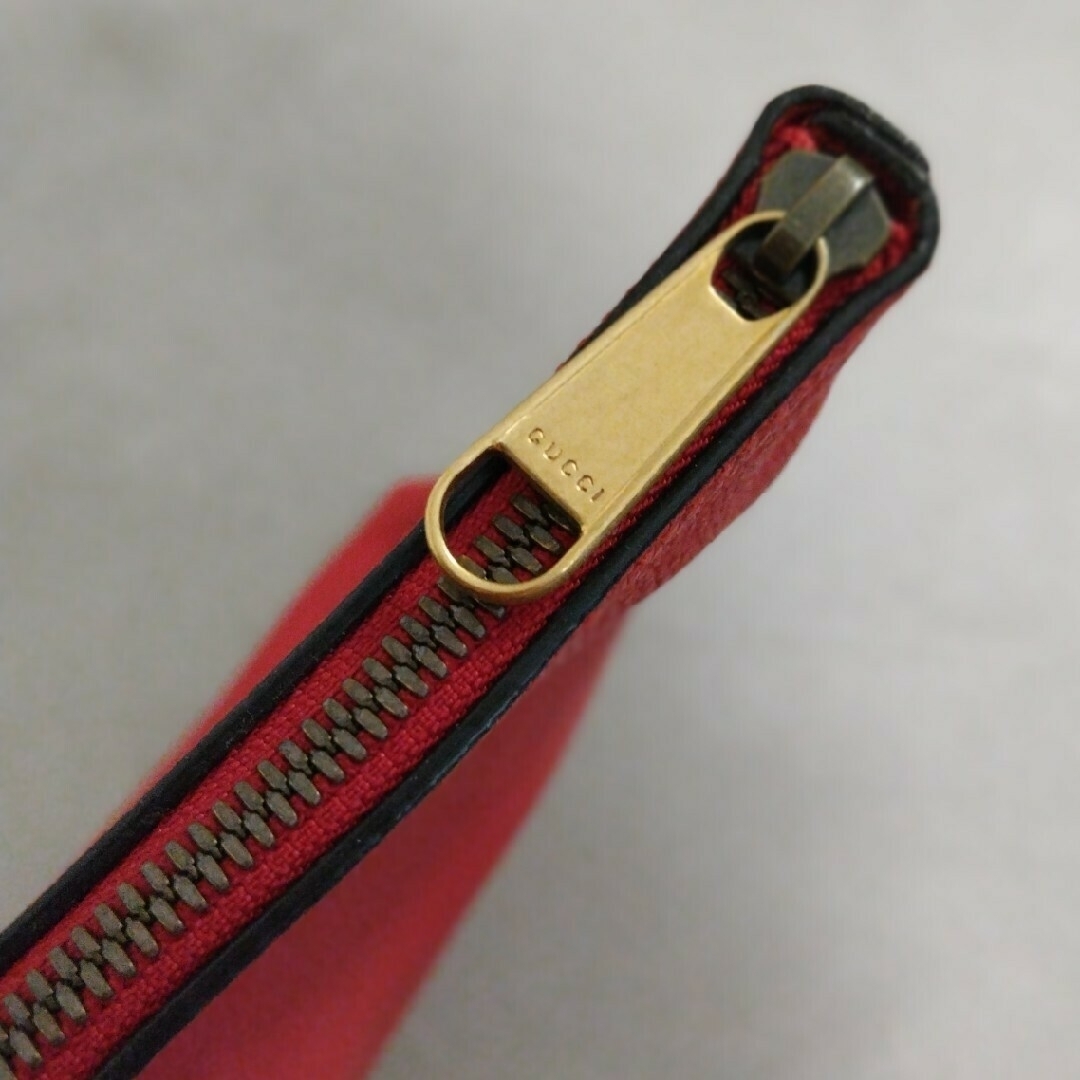 GUCCI レザー クラッチバッグ ポートフォリオVINTAGE LOGO GUCCI レザー クラッチバッグ ポートフォリオVINTAGE LOGO