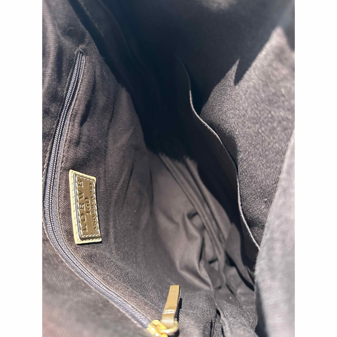 超美品》LOEWE(ロエベ)ショルダーバック 超美品》LOEWE(ロエベ)ショルダーバック
