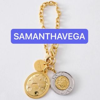 Samantha Vega（チャーム）のフリマアイテム一覧