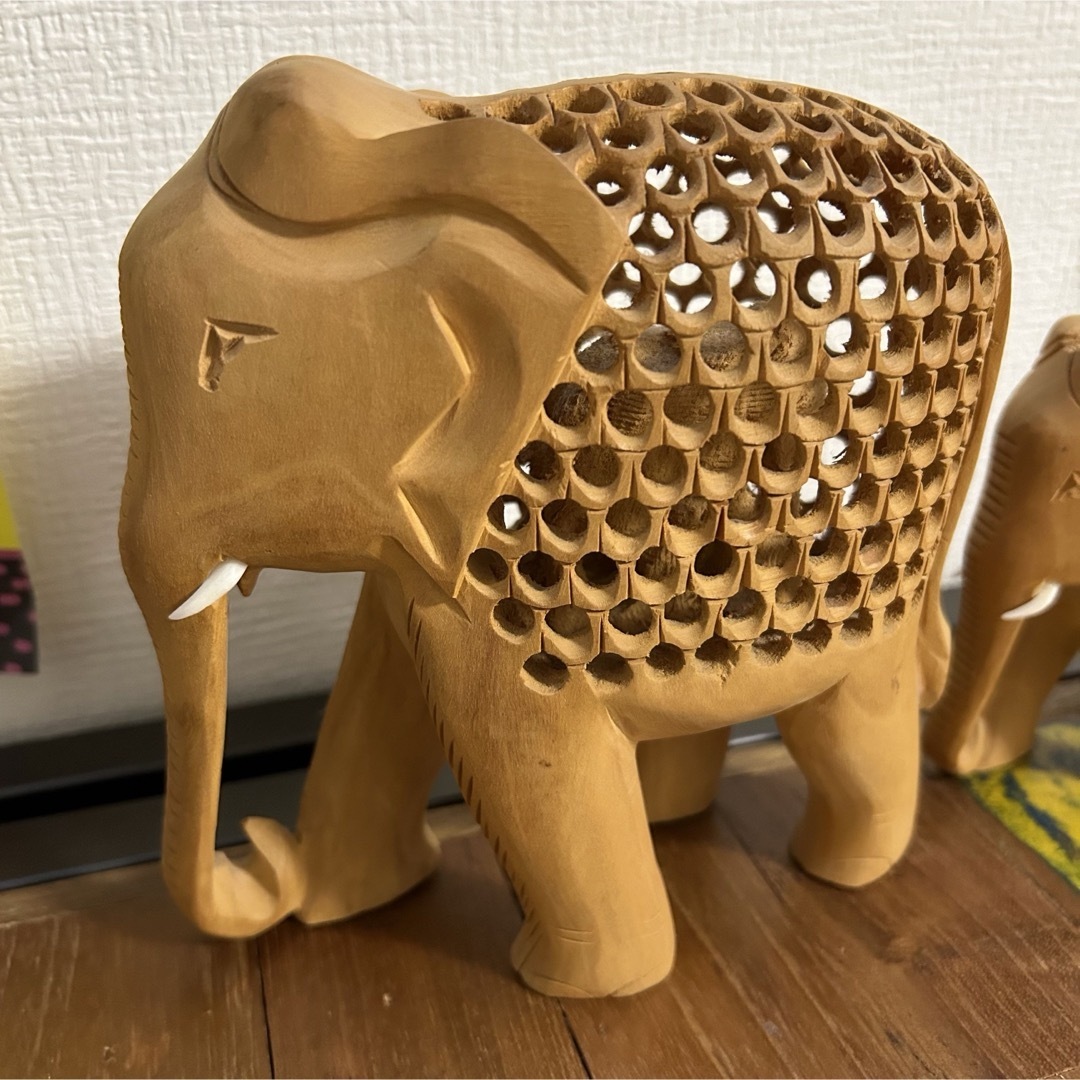 Y254:【インドで購入】透かし彫り 木象 象 3体セット成功の象徴 Y254:【インドで購入】透かし彫り 木象 象 3体セット成功の象徴