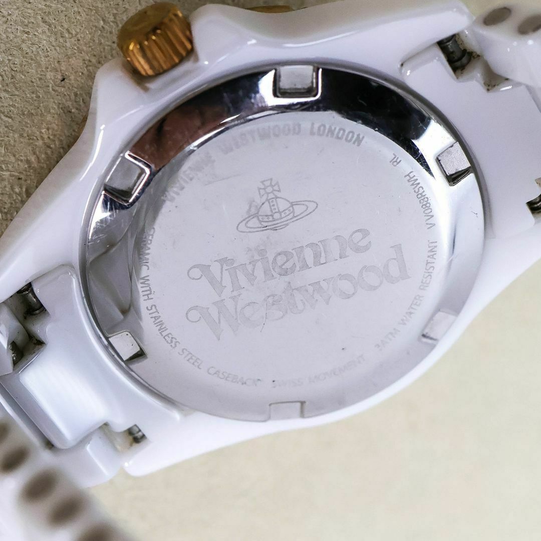 ◇美品 稼働 ヴィヴィアンウエストウッド 腕時計 ホワイト ◇美品 稼働 ヴィヴィアンウエストウッド 腕時計 ホワイト