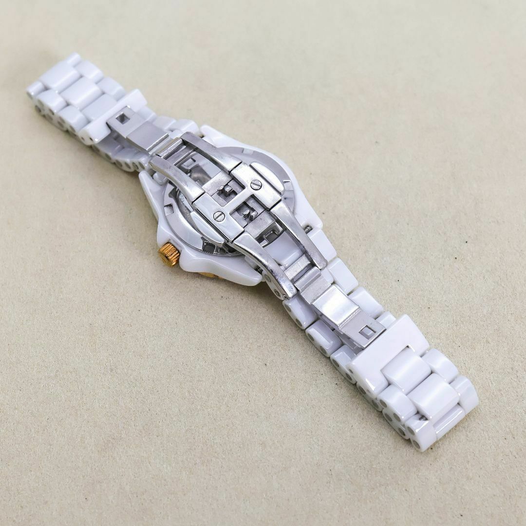 ◇美品 稼働 ヴィヴィアンウエストウッド 腕時計 ホワイト ◇美品 稼働 ヴィヴィアンウエストウッド 腕時計 ホワイト