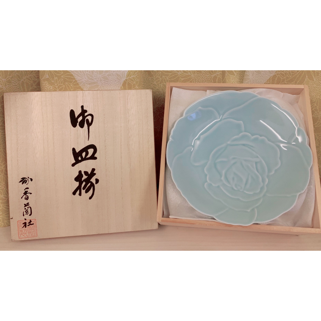 香蘭社 - 【未使用品】香蘭社 青磁 薔薇 バラ 中皿5枚セットの 香蘭社 - 【未使用品】香蘭社 青磁 薔薇 バラ 中皿5枚セットの