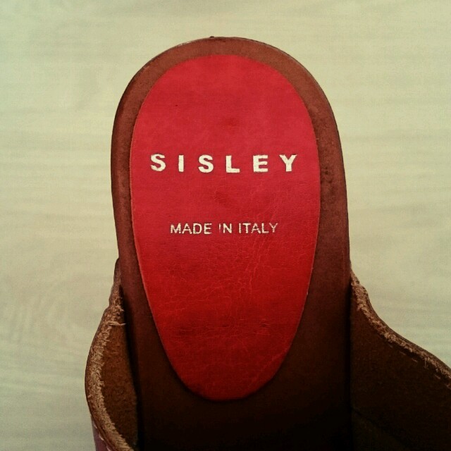 Sisley(シスレー)のwaka's-10様専用♥Made inItaly♥シスレー♥レザーサンダル レディースの靴/シューズ(サンダル)の商品写真