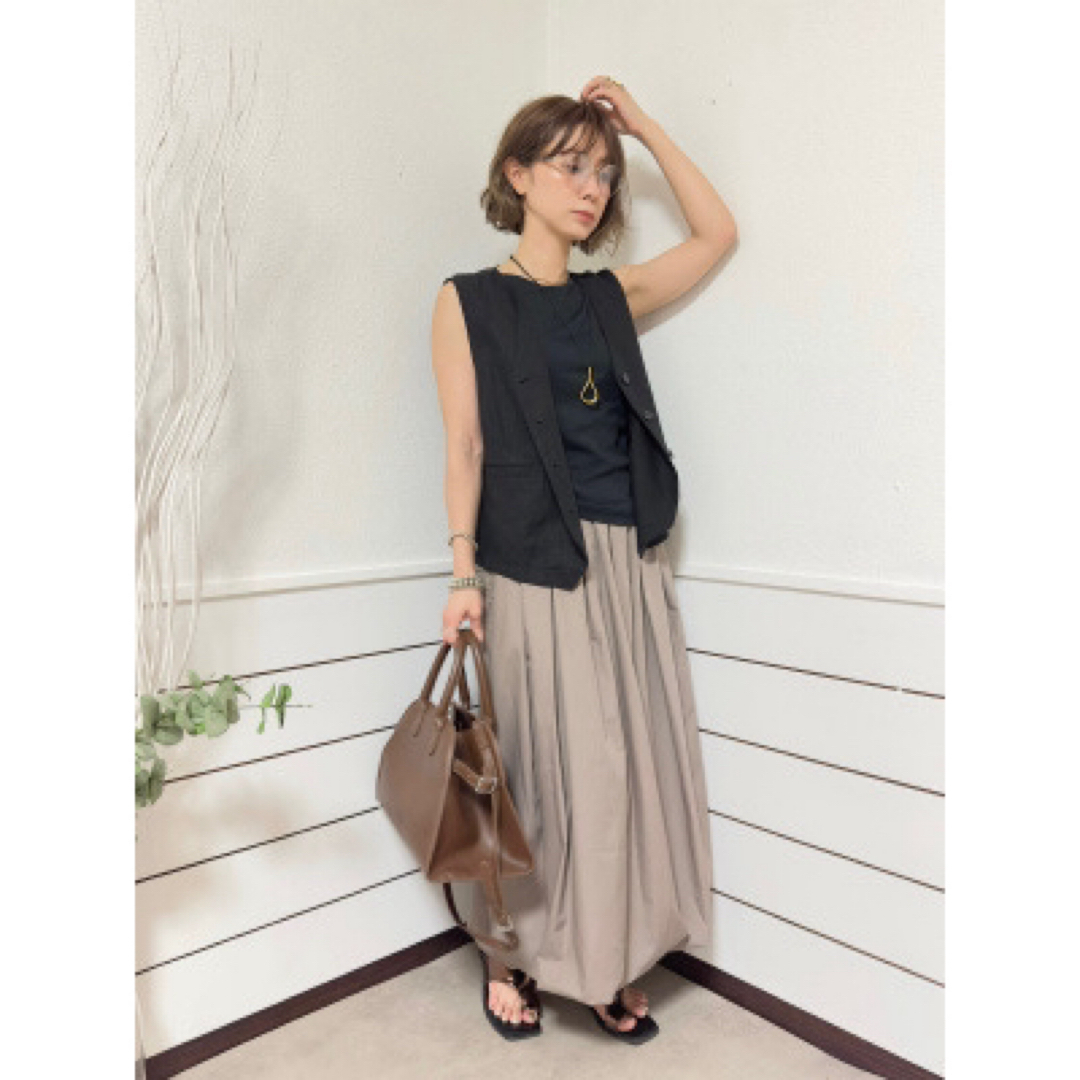 UNIQLO(ユニクロ)の新品　ユニクロ　ボートネックノースリーブT XXLサイズ　ブラック レディースのトップス(カットソー(半袖/袖なし))の商品写真