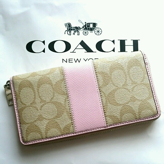 COACH(コーチ)の【本日限定価格!!】COACH(コーチ)☆人気の長財布 レディースのファッション小物(財布)の商品写真