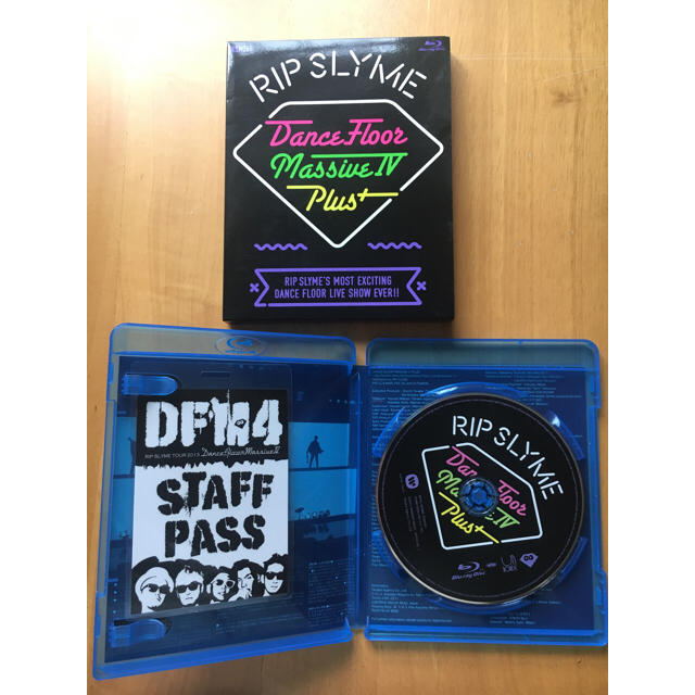 RIPSLYME DANCE FLOOR MASSIVE IV PLUS エンタメ/ホビーのDVD/ブルーレイ(ミュージック)の商品写真