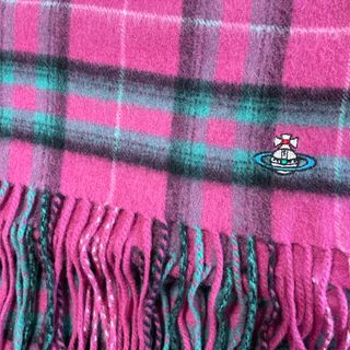 Vivienne Westwood(マフラー/ショール)のフリマアイテム一覧 Vivienne Westwood(マフラー/ショール)のフリマアイテム一覧