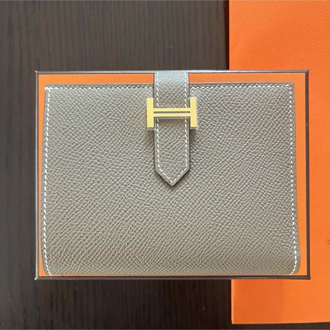 HERMES - 【新品】レア!HERMESべアンコンパクト 二つ折り財布 HERMES - 【新品】レア!HERMESべアンコンパクト 二つ折り財布