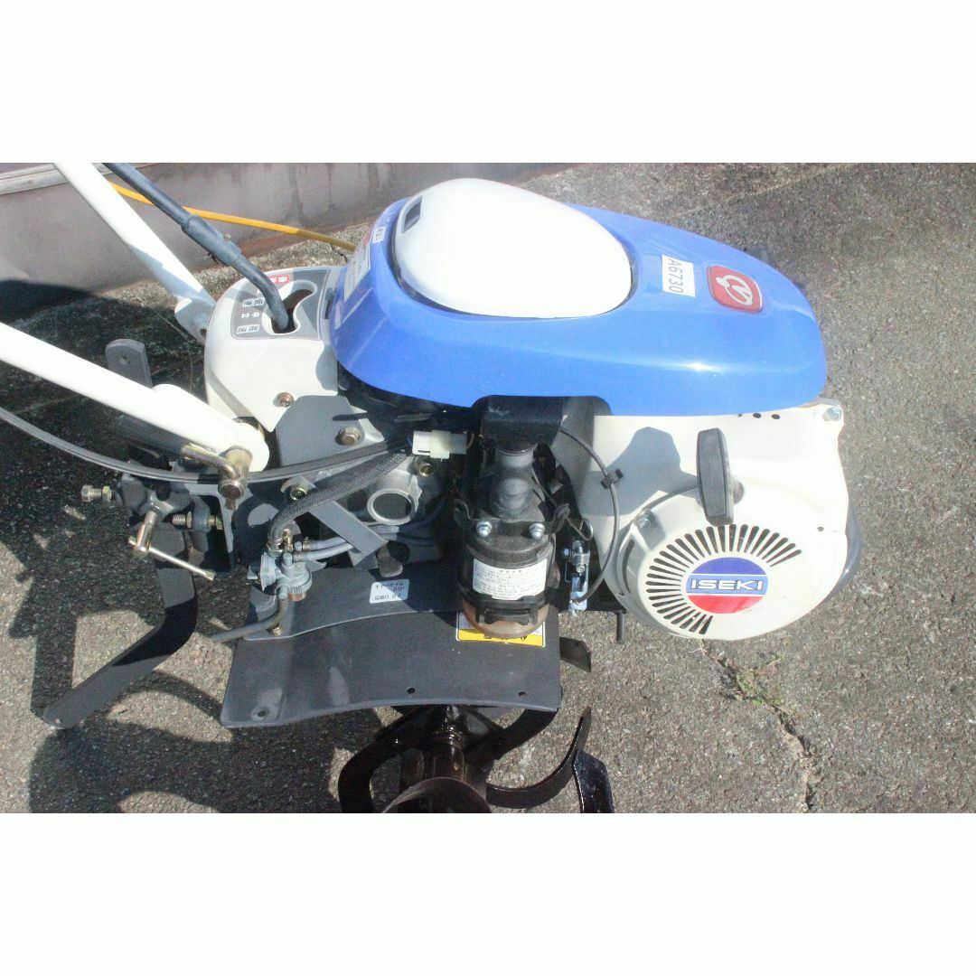 管理機/耕運機 イセキ KM41 移動輪付き 4馬力 バック付き 爪良好 管理機/耕運機 イセキ KM41 移動輪付き 4馬力 バック付き 爪良好