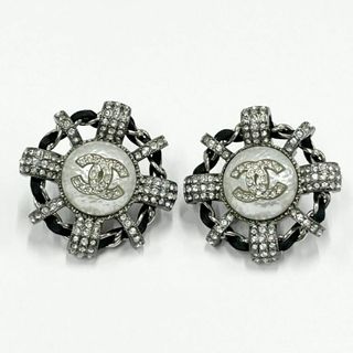 CHANEL(レザー ・ ピアス)のフリマアイテム一覧 CHANEL(レザー ・ ピアス)のフリマアイテム一覧