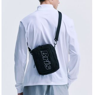 F.C.R.B.(ショルダーバッグ)のフリマアイテム一覧 F.C.R.B.(ショルダーバッグ)のフリマアイテム一覧