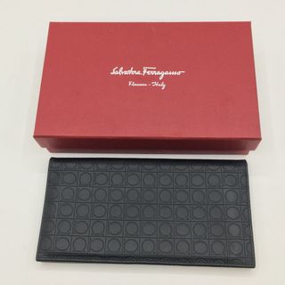 Salvatore Ferragamo(長財布)のフリマアイテム一覧 Salvatore Ferragamo(長財布)のフリマアイテム一覧