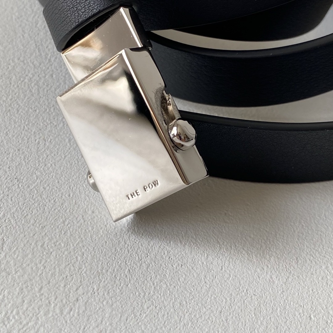 美品】THE ROW ベルト Brian belt ブラック シルバー 美品】THE ROW ベルト Brian belt ブラック シルバー