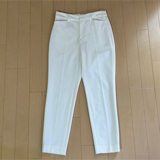 23区(カジュアルパンツ ・ ホワイト/白色系)のフリマアイテム一覧 23区(カジュアルパンツ ・ ホワイト/白色系)のフリマアイテム一覧