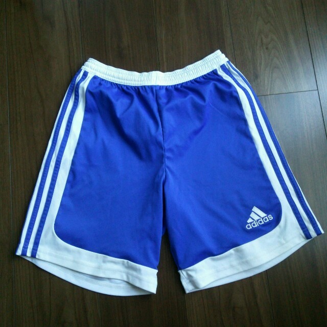 adidas(アディダス)のadidasサッカー パンツ☆ジュニア 160 スポーツ/アウトドアのサッカー/フットサル(ウェア)の商品写真