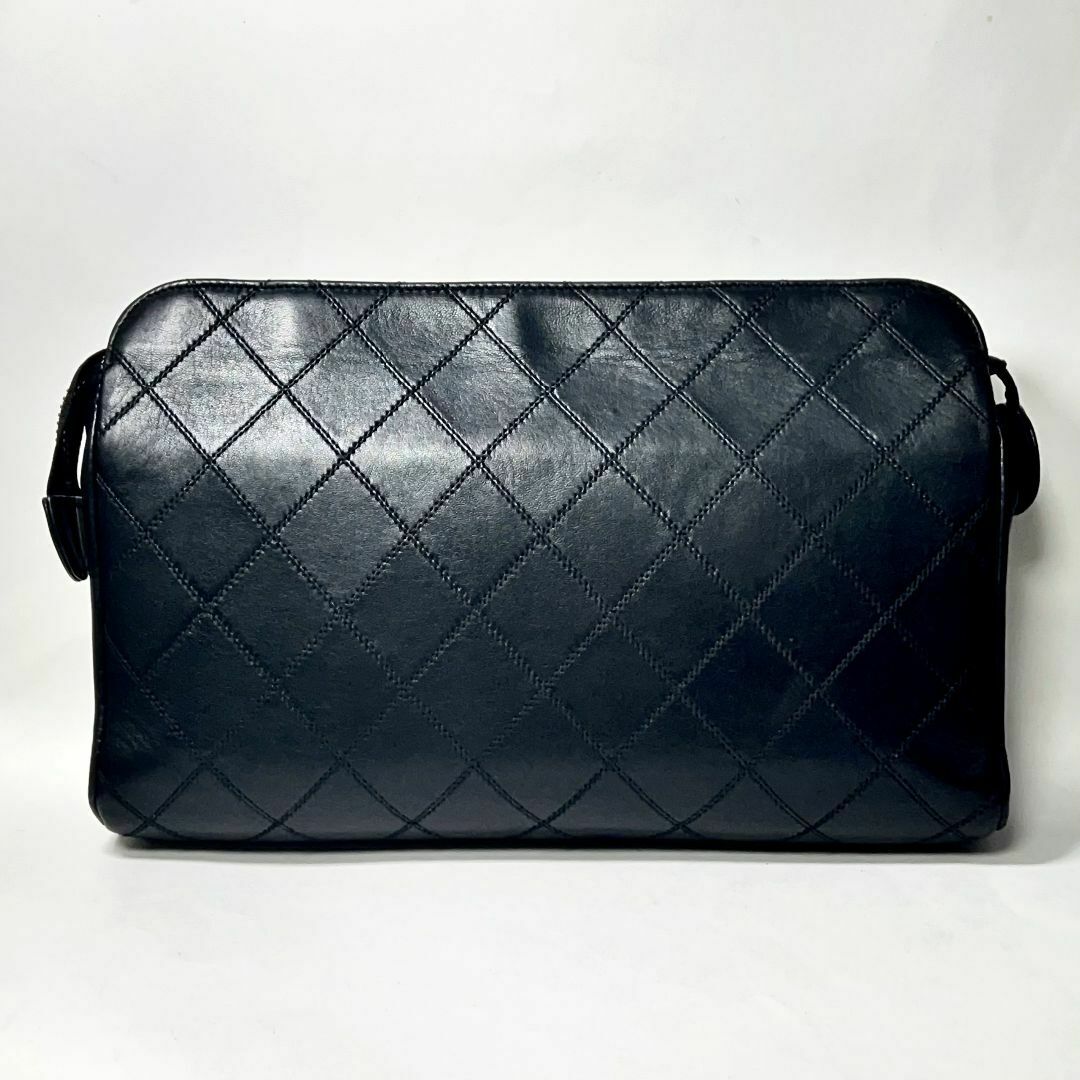 今ならほぼ即納！ CHANEL - CHANEL シャネル マトラッセ コスメポーチ ラージ 黒 バッグ