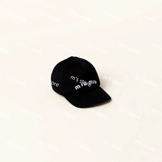 MIU MIU(キャップ)のフリマアイテム一覧 MIU MIU(キャップ)のフリマアイテム一覧