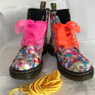 ドクターマーチン(Dr.Martens)の【未使用】Dr.Martens サンリオコラボモデル 8ホール(ブーツ)