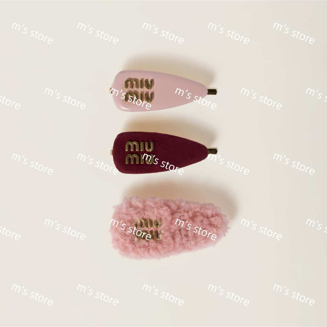 MIU MIU - 新品 定価以下 miumiu ミュウミュウ ヘアクリップ MIU MIU - 新品 定価以下 miumiu ミュウミュウ ヘアクリップ