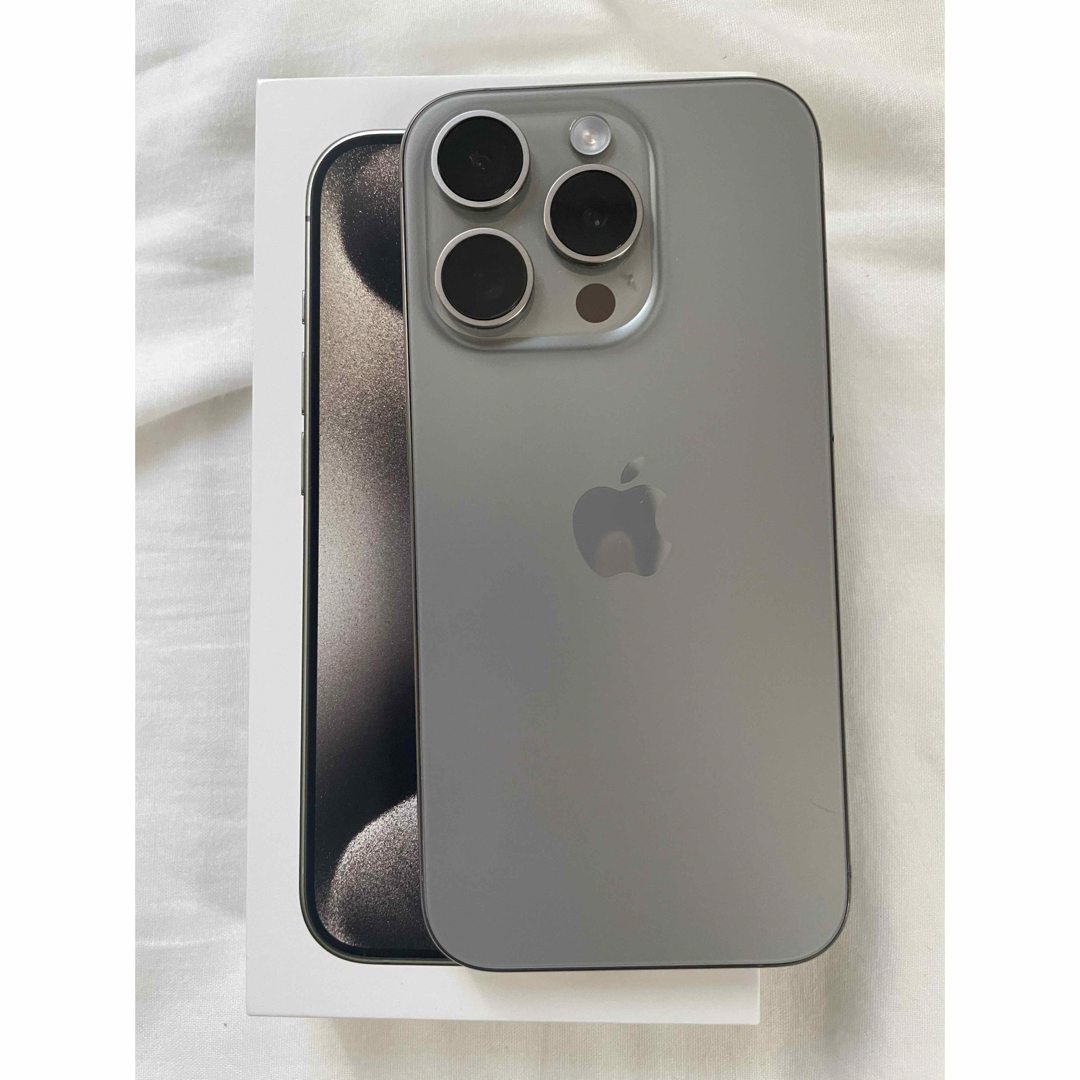 iPhone 15 Pro 128GB SIMフリー バッテリー 100% iPhone 15 Pro 128GB SIMフリー バッテリー 100%