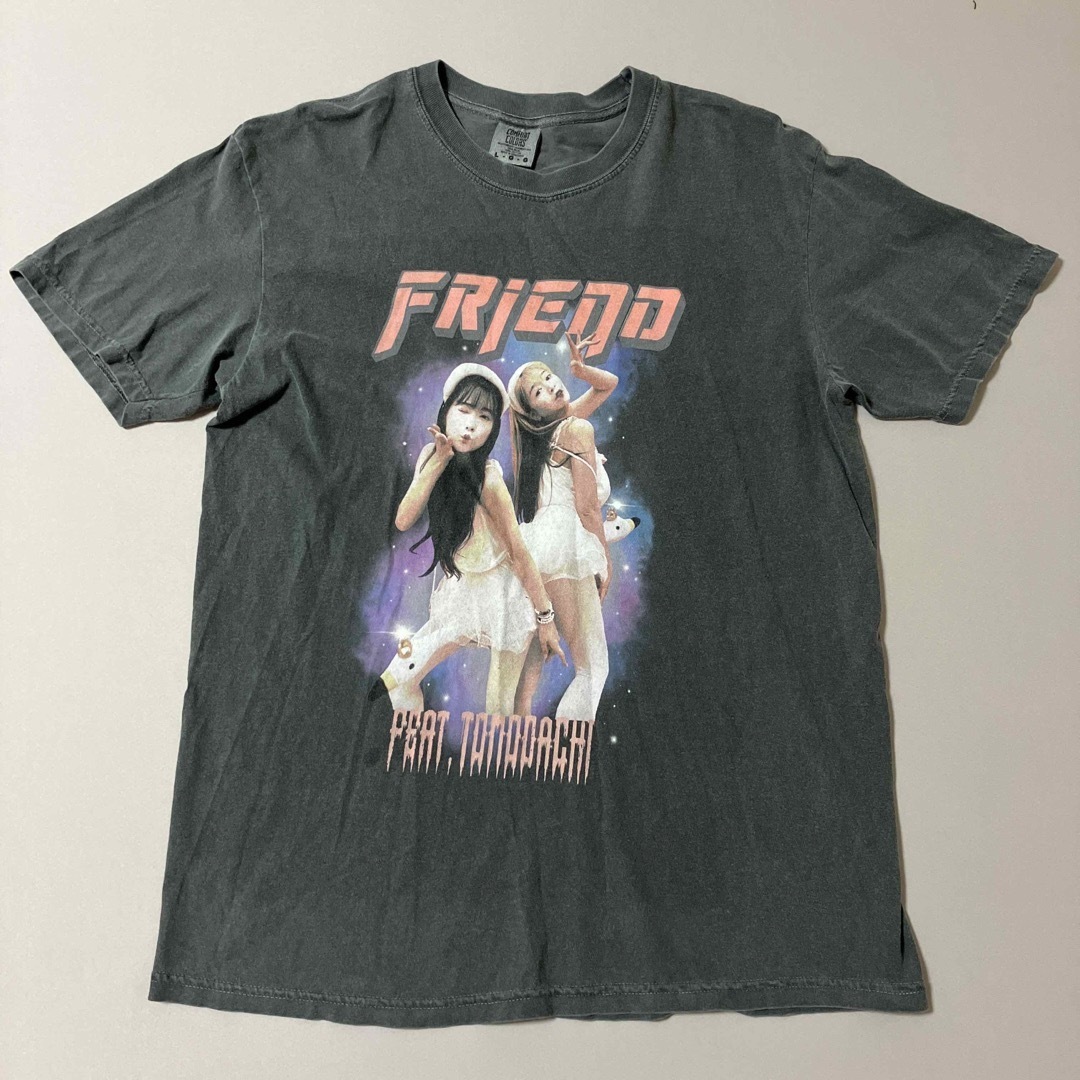 プレミア】重盛さと美 Tシャツ FRIEND(feat.友達) 記念Tシャツ プレミア】重盛さと美 Tシャツ FRIEND(feat.友達) 記念Tシャツ